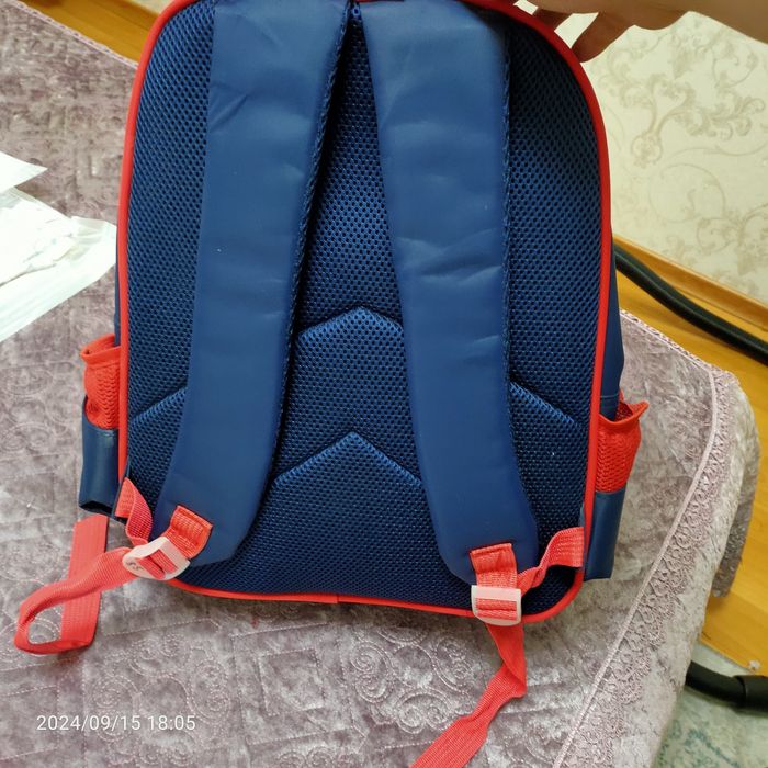 Школьная    сумка