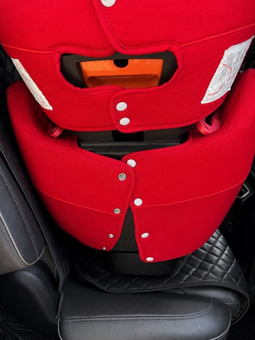 Автокресло Cybex Aura