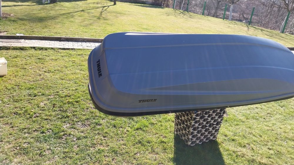 Продавам карбонов куфар в много добро състояние добро състояние добро