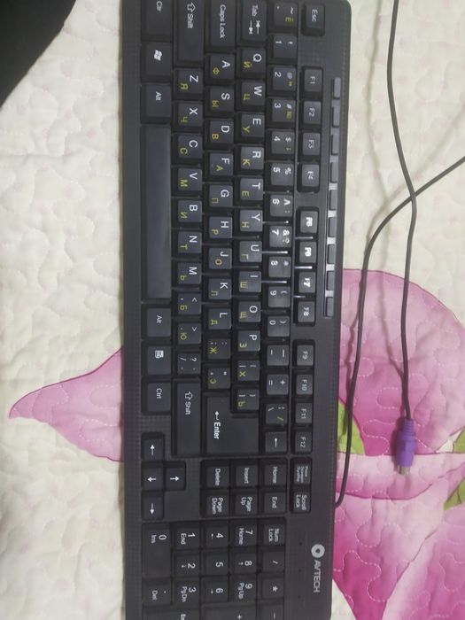 Клавиатура хорошем качестве для работы или для игр
