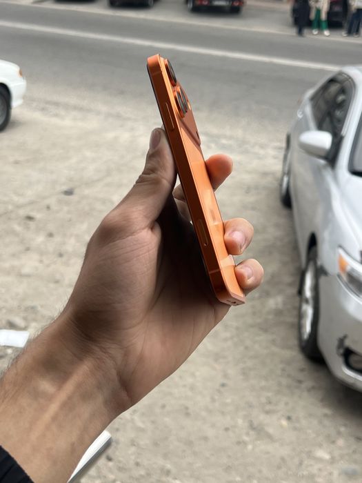 iPhone 11 в корпусе 17 Pro