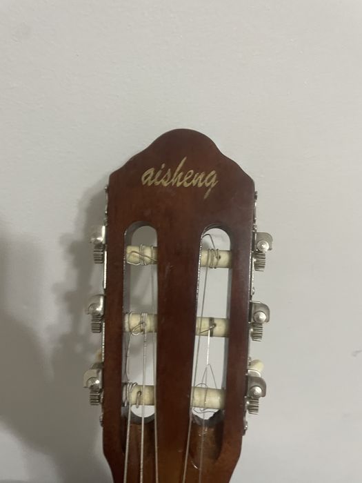 Гитара aisheng с чехлом