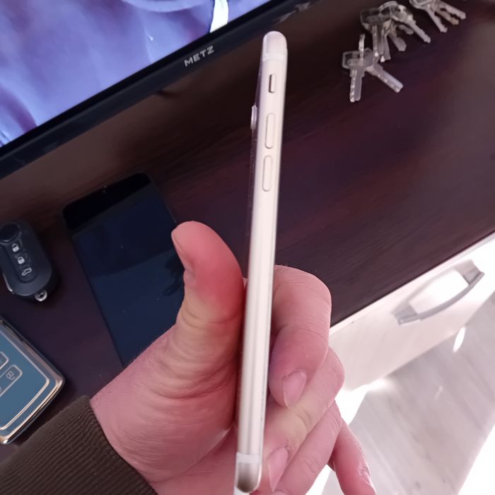 Iphone 7   32GB добро състояние