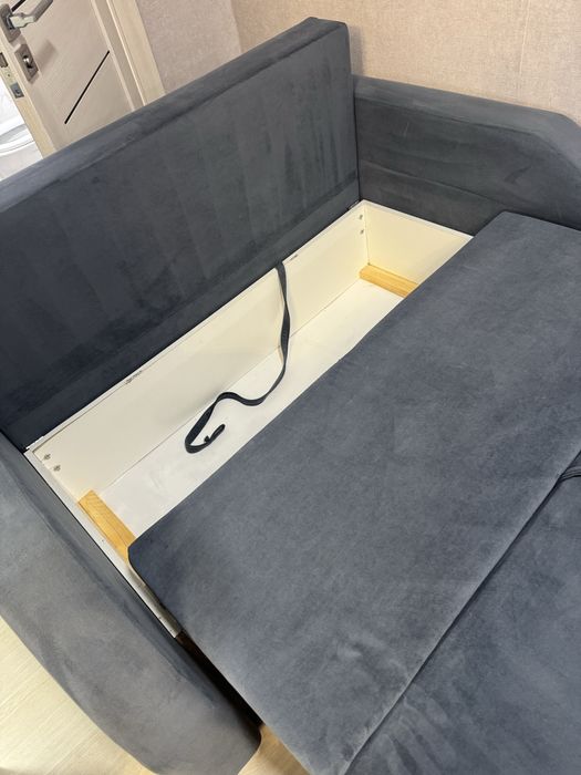 Продам диван 140*200