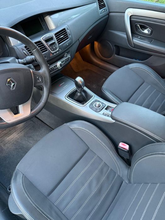 Renault Laguna 2.0dci-150cp-2012-4 Control-import recent-stare foarte buna!