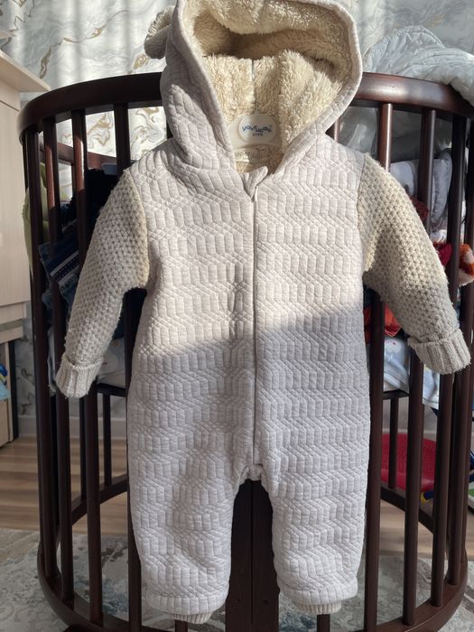 Продам детский комбенизон до года