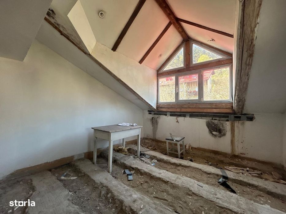 Racadau - Garsoniera cu extindere, de renovat, spatioasa, balcon!