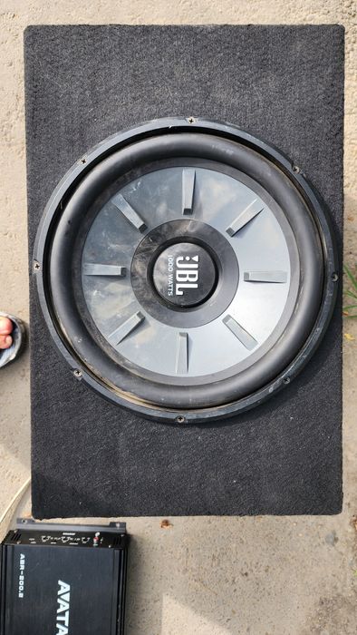 Саб буфер JBL и усилитель AVATAR