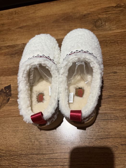 Ugg Tazz blana