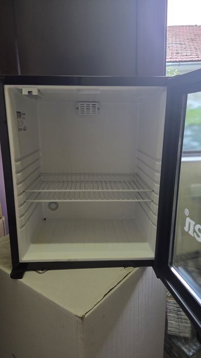 Frigider terasa Heineken 60 L