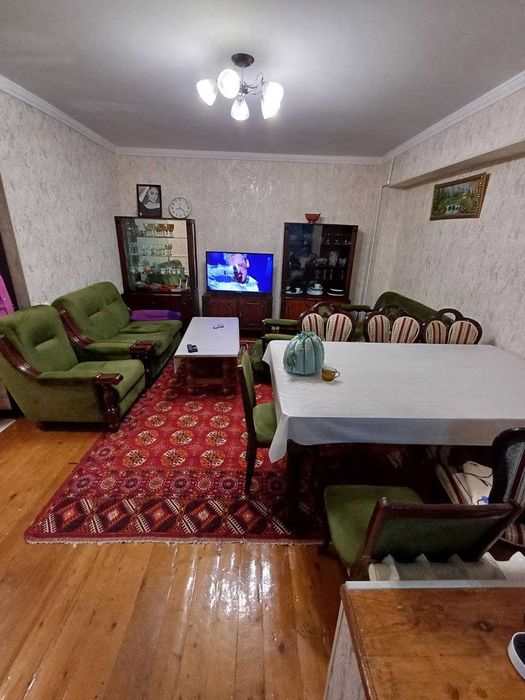 Продаётся 4-х комнатная квартира , Дархан.