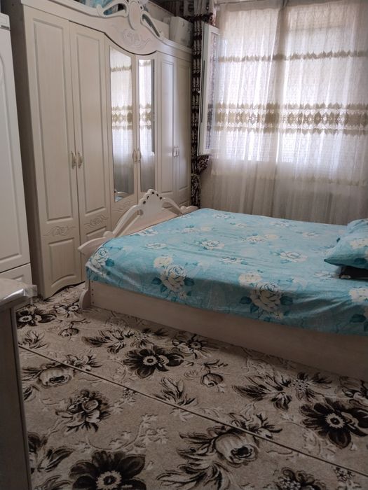 4 xonali uy sotiladi