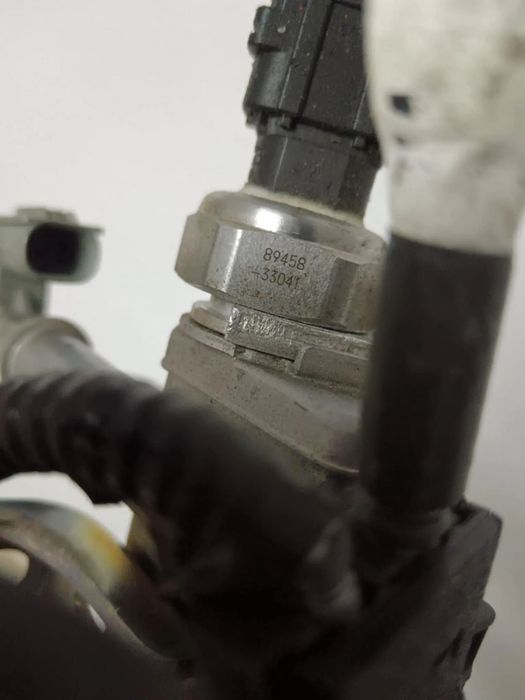 RAMPA INJECTOARE CU SENZOR PRESIUNE TOYOTA RAV 4 , CAMRY 2.5I HYBRID 89458 33041, 23250 25020