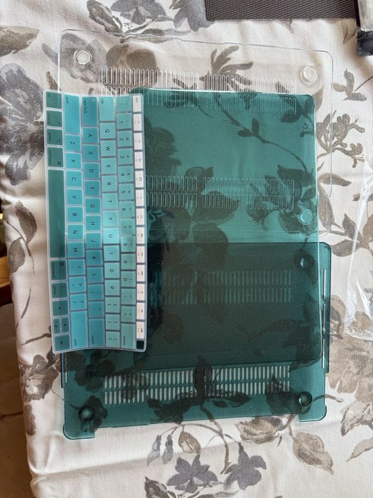 MacBook Air 13” (2018–2020) Case