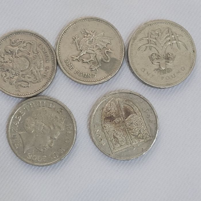 Монети Английски паунди