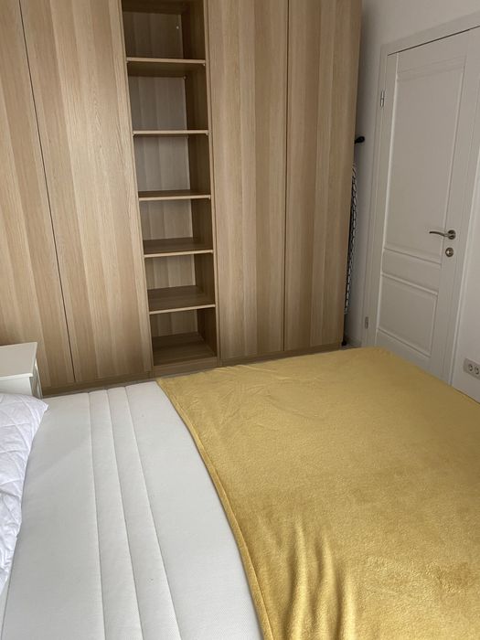 Vand apartament 2 cam  bl 2 Adora Park Cocorilor cu loc parcare inclus