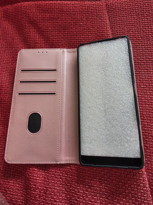 Калъв  кожен sony xperia pro чисто нов