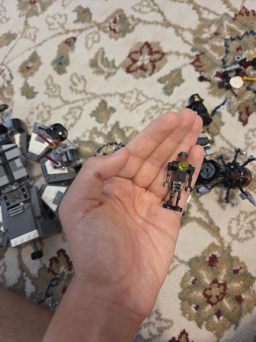 Vand Lego Star Wars 75183 in stare perfecta.