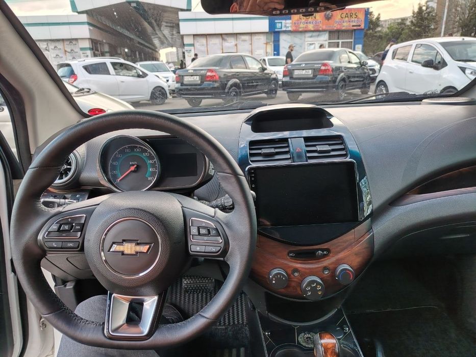 Spark sotiladi 2017yil avtomat