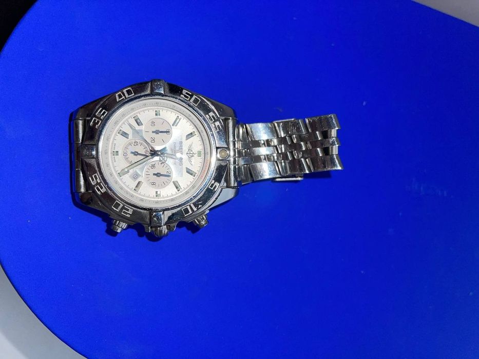 Breitling — швейцарский производитель часов