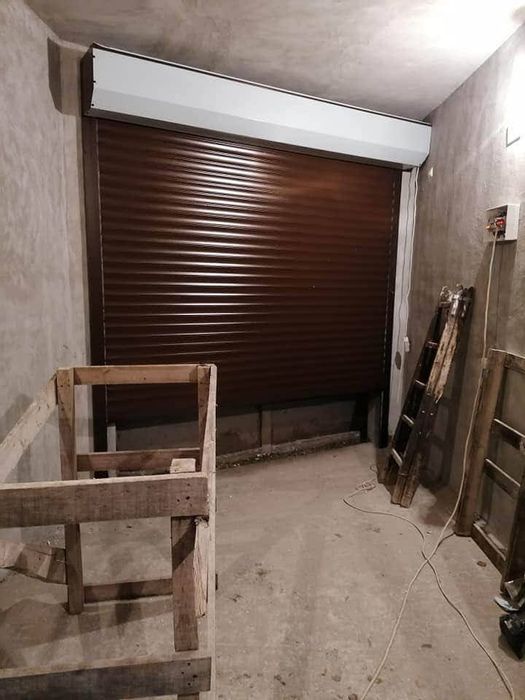 Usi tip rulou aluminiu