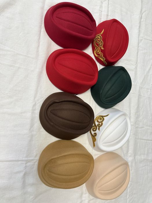 Пилотки! Пилотка! Пилотка!