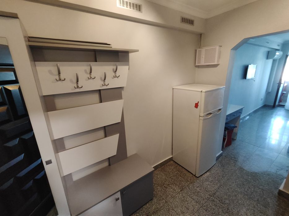 Garsoniera de închiriat