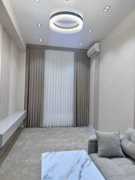 Новостройка  2/6/9 ЖК «Yunusabad Residence» ОР-Р Посо-США, кафе Иссимо