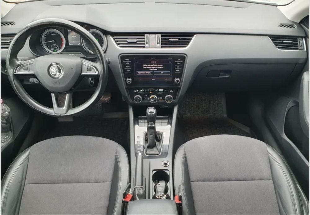 Шкода Октавия 2020г с всички екстри за модела