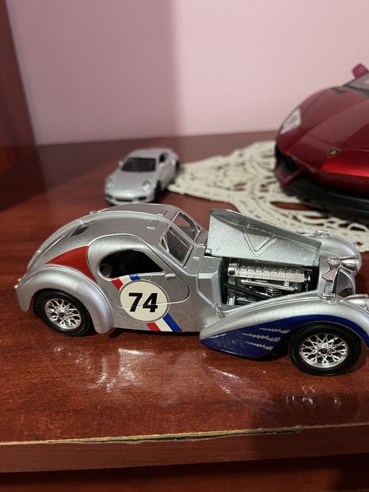 Vind macheta Bugatti