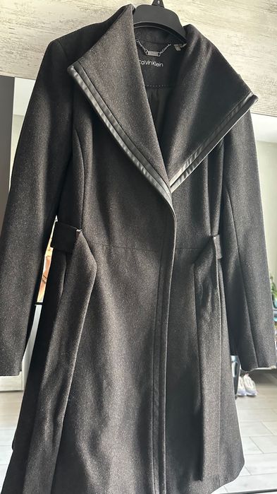 Дамско палто Calvin Klein
