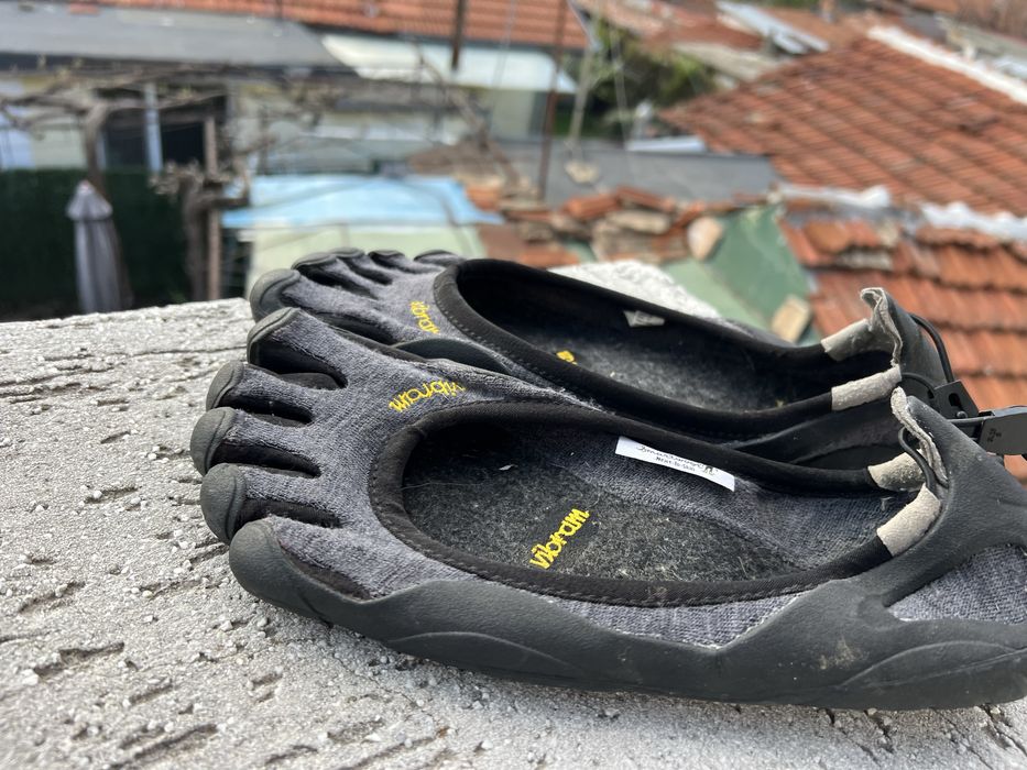 Vibram Five Finger 42
