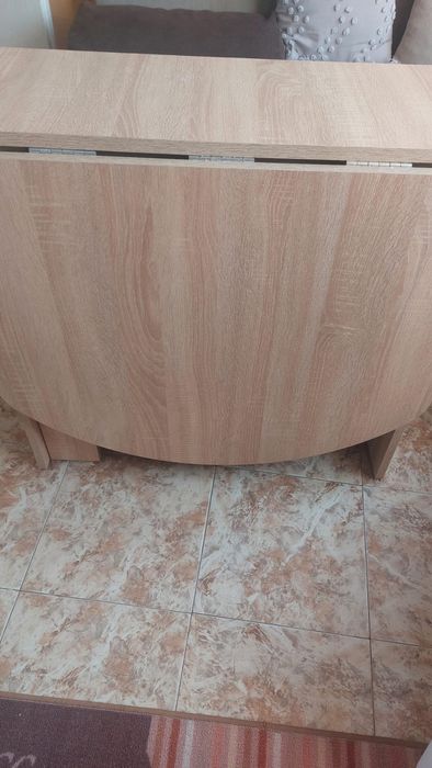 Маса - Jysk за 6 стола