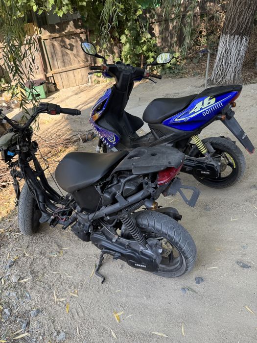 Vand 2 scutere Yamaha aerox!!