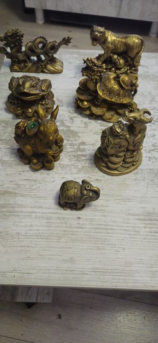 Vand obiecte asiatice bronz,stampe,diorame ,figurine feng shui. 8 poze