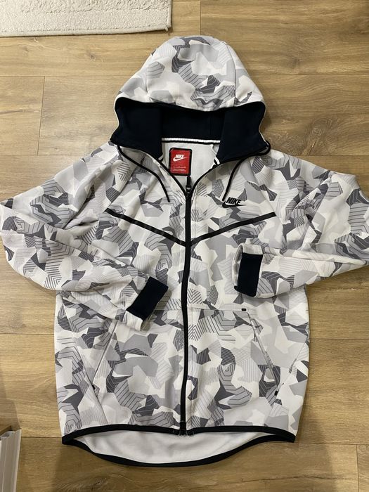 Nike fleece tech