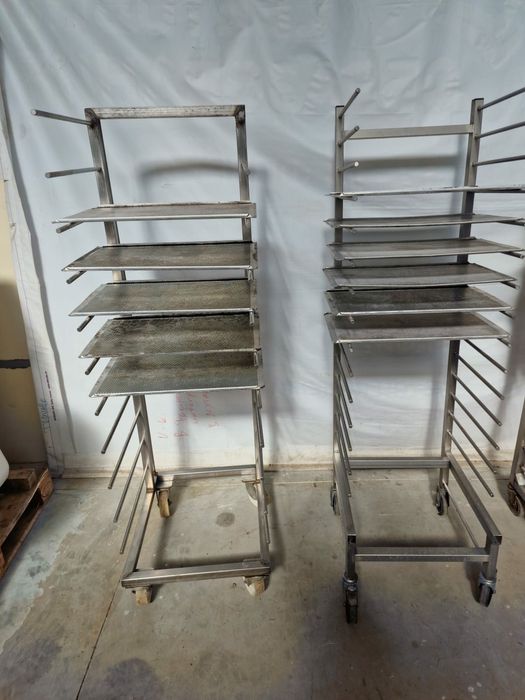 Универсални немски колички-стойки