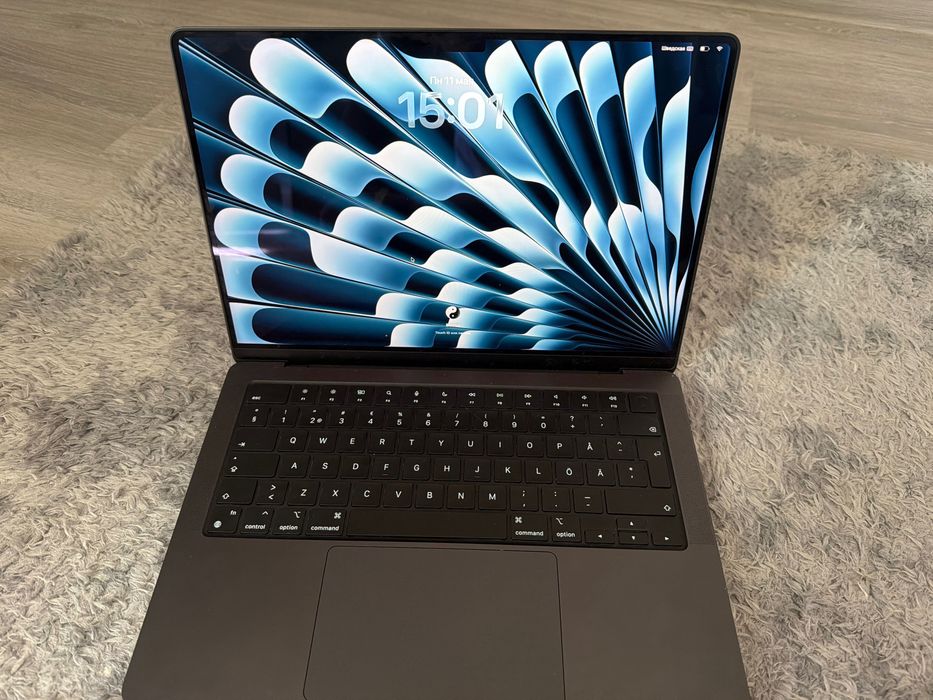 Срочно продаю Macbook m4 pro на чипе pro