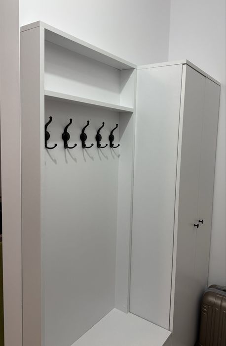 Cuier modern alb, PAL