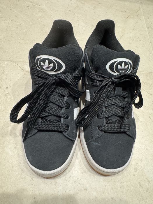 Обувки на Adidas CAMPIS нови