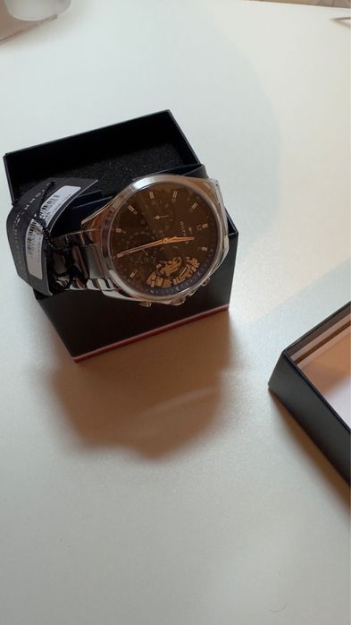 Продам часы мужские Tommy Hilfiger