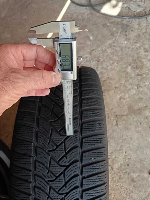 Зимни гуми 225/40/18