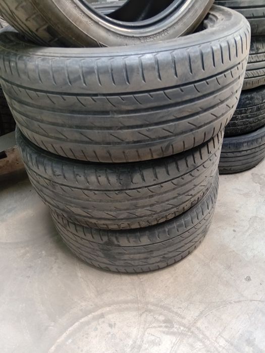 Продам комплект летних шин