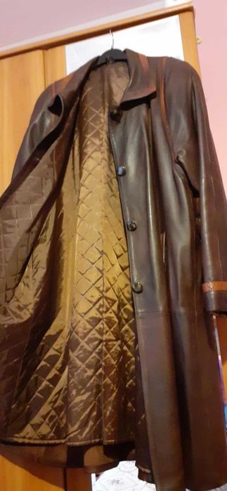 Vand haina din piele