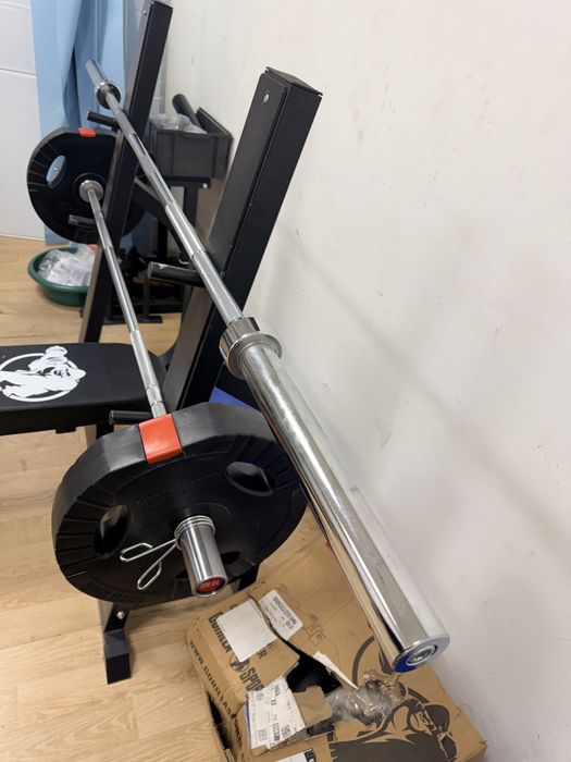 Bara olimpica noua  50 mm. 220 cm. 20 kg. Pret 550 lei predare in Buc.