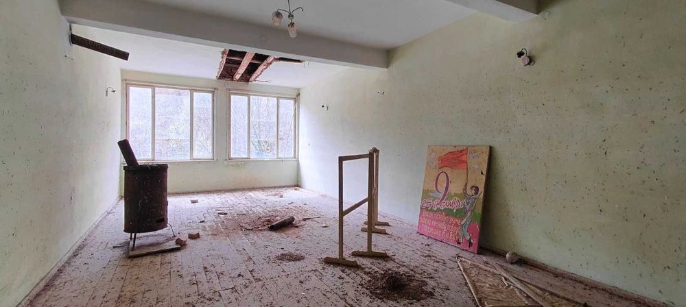 Продава се Къща в Плачковци - 438 кв.м за 87 €/кв.м - Снимка #4