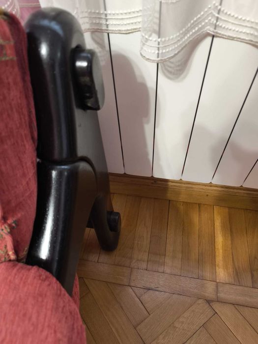 Mobilier Living complet (dulap, biblioteca, comoda TV IKEA) + canapele si fotolii + masa cafea cu sertar