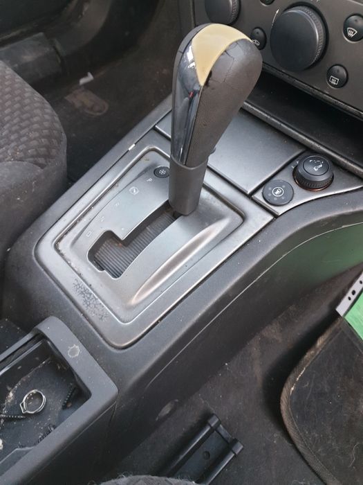 Опел Вектра 2.2,147к.с.