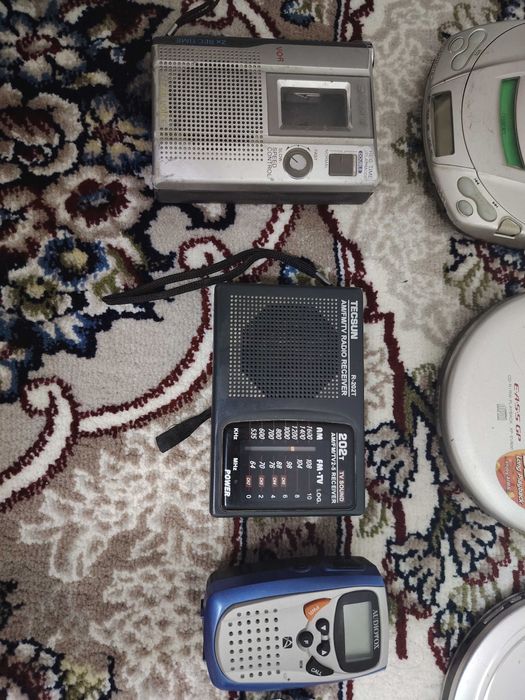 Плееры Sony Aiwa mp3 BBK и FM радио