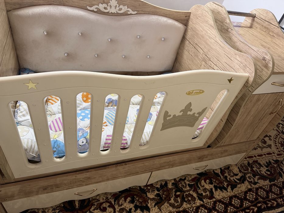 Продается детская кроватка